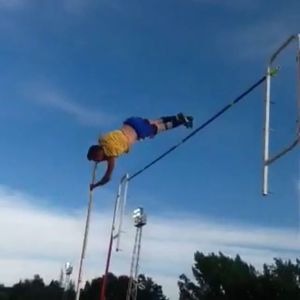 Meet your Posher, Max